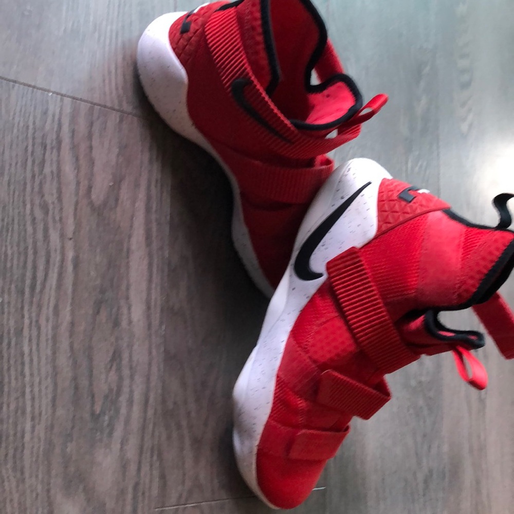 Lebrons soldiers size 10.5